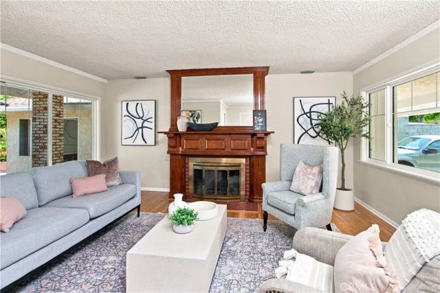 821 Groton Drive, Burbank, CA 91504