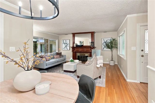 821 Groton Drive, Burbank, CA 91504