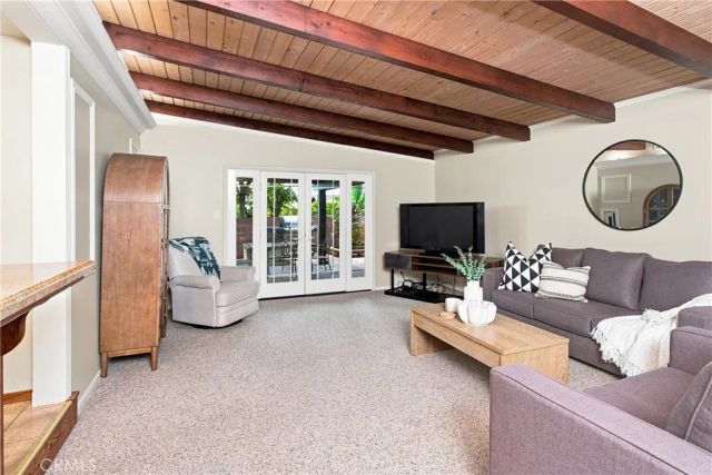 821 Groton Drive, Burbank, CA 91504