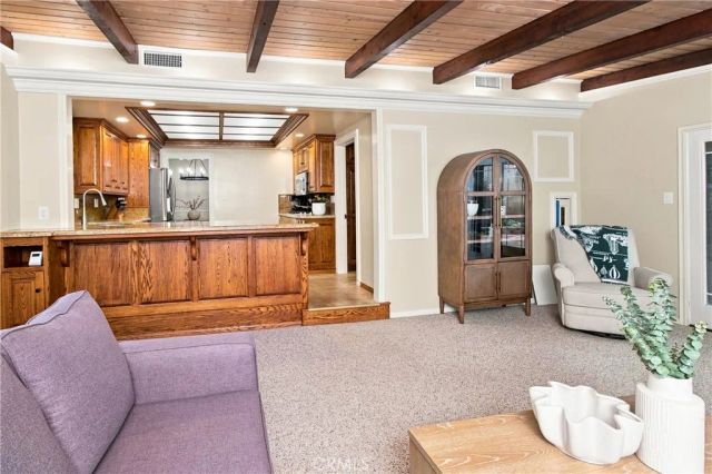 821 Groton Drive, Burbank, CA 91504