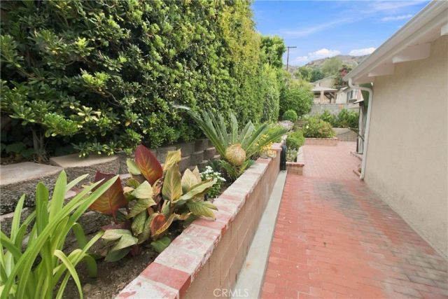 821 Groton Drive, Burbank, CA 91504
