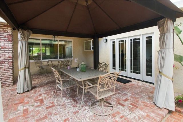 821 Groton Drive, Burbank, CA 91504