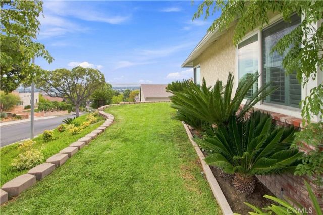 821 Groton Drive, Burbank, CA 91504