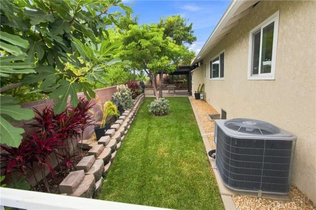 821 Groton Drive, Burbank, CA 91504
