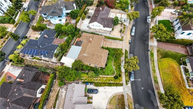 821 Groton Drive, Burbank, CA 91504