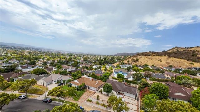 821 Groton Drive, Burbank, CA 91504