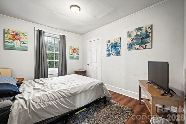 933 Rowan Street, Charlotte, NC 28208