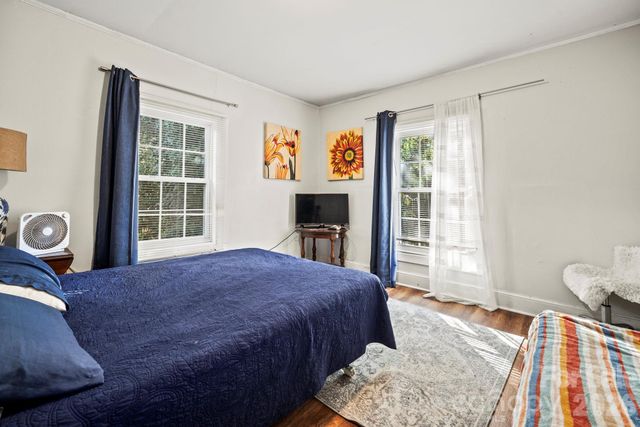 933 Rowan Street, Charlotte, NC 28208