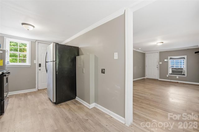 933 Rowan Street, Charlotte, NC 28208