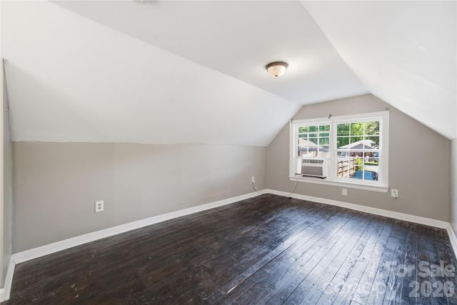 933 Rowan Street, Charlotte, NC 28208