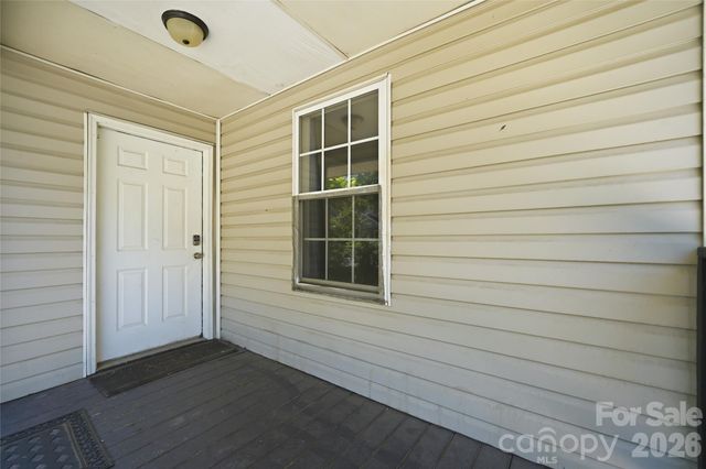 933 Rowan Street, Charlotte, NC 28208