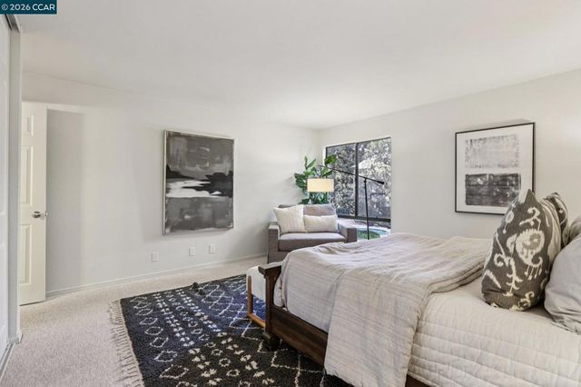 310 N Civic Dr 205, Walnut Creek, CA 94596