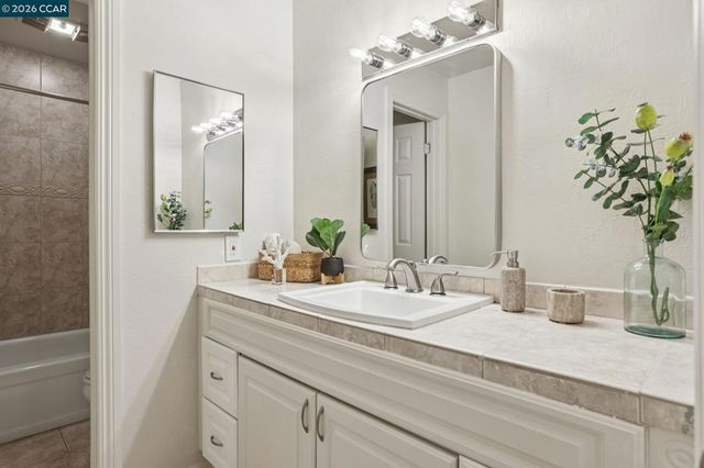 310 N Civic Dr 205, Walnut Creek, CA 94596