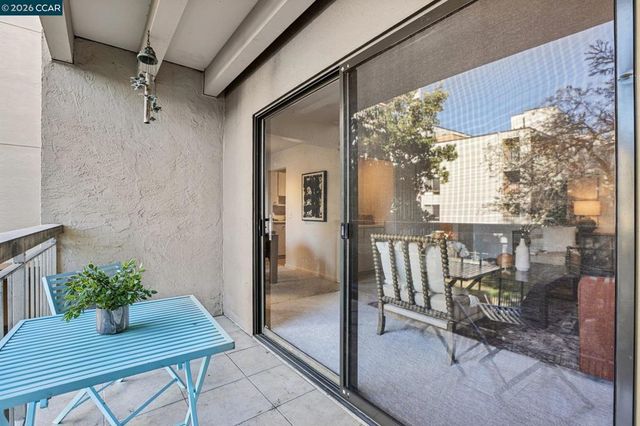 310 N Civic Dr 205, Walnut Creek, CA 94596