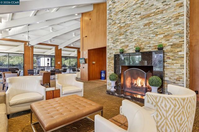 310 N Civic Dr 205, Walnut Creek, CA 94596