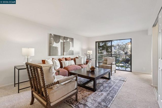 310 N Civic Dr 205, Walnut Creek, CA 94596