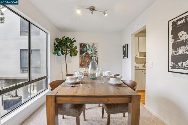 310 N Civic Dr 205, Walnut Creek, CA 94596