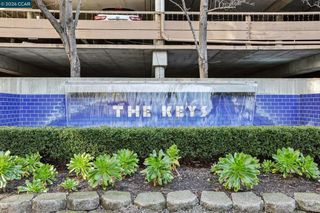 310 N Civic Dr 205, Walnut Creek, CA 94596