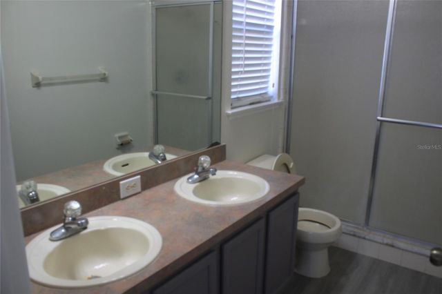 1819 MEADOW POND WAY, Orlando, FL 32824