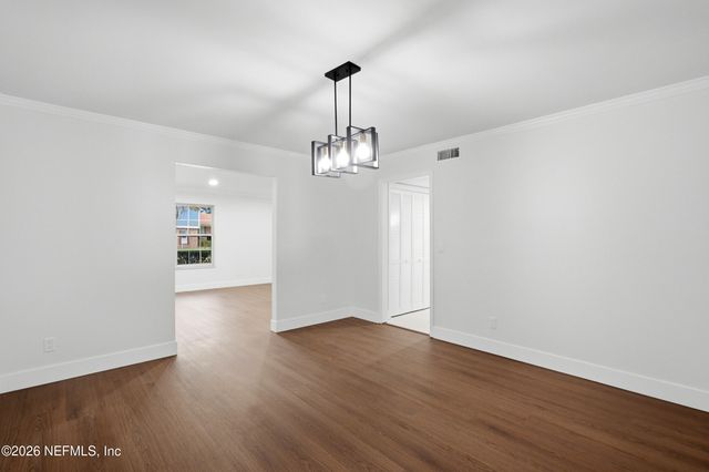 3510 SANDBURG Road, Jacksonville, FL 32277