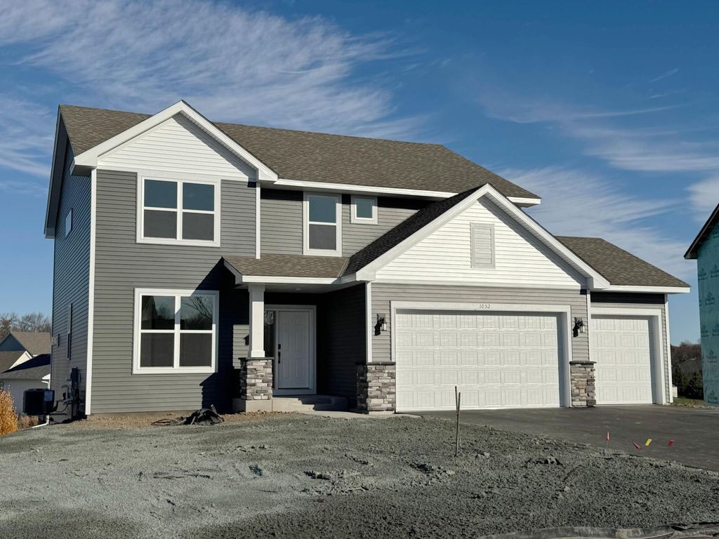 1052 Ashbury Lane NE, Hanover, MN 55341