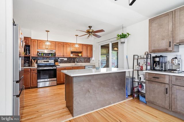 1013 E TAMPA AVE, Cherry Hill, NJ 08034