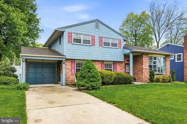1013 E TAMPA AVE, Cherry Hill, NJ 08034