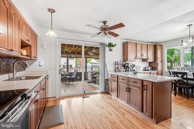 1013 E TAMPA AVE, Cherry Hill, NJ 08034
