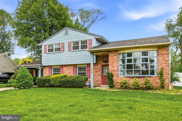 1013 E TAMPA AVE, Cherry Hill, NJ 08034