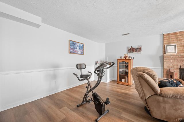 3300 Cranehill Drive, Lynchburg, VA 24503