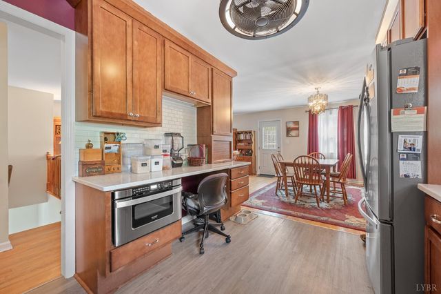 3300 Cranehill Drive, Lynchburg, VA 24503