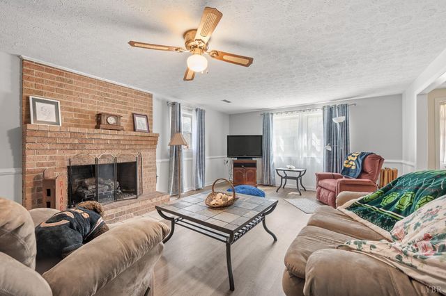 3300 Cranehill Drive, Lynchburg, VA 24503