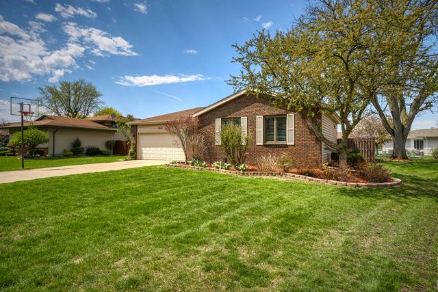9412 Oriole Drive, Munster, IN 46321