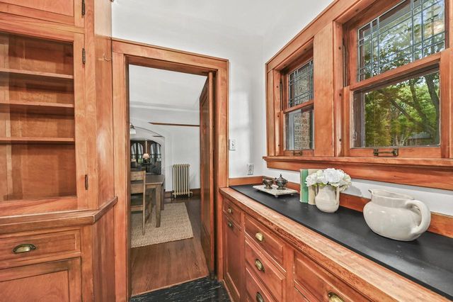 2405 N 73rd STREET, Wauwatosa, WI 53213