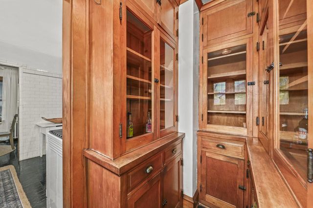 2405 N 73rd STREET, Wauwatosa, WI 53213