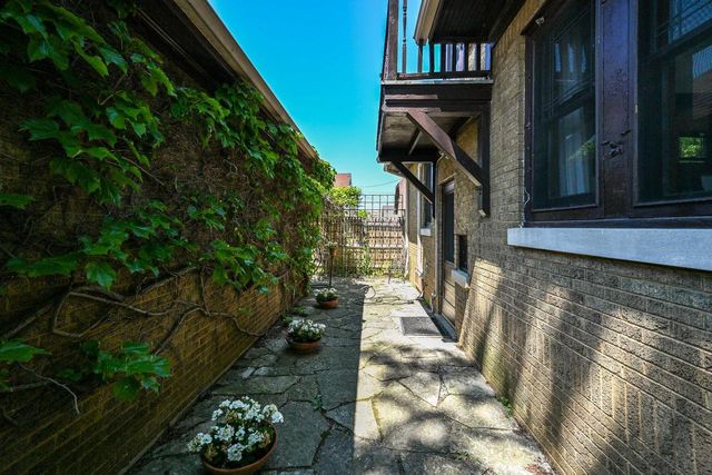 2405 N 73rd STREET, Wauwatosa, WI 53213