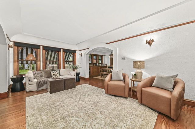 2405 N 73rd STREET, Wauwatosa, WI 53213