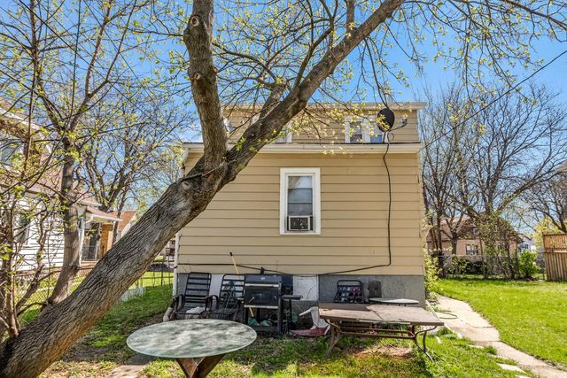 5017 N 38th STREET, Milwaukee, WI 53209