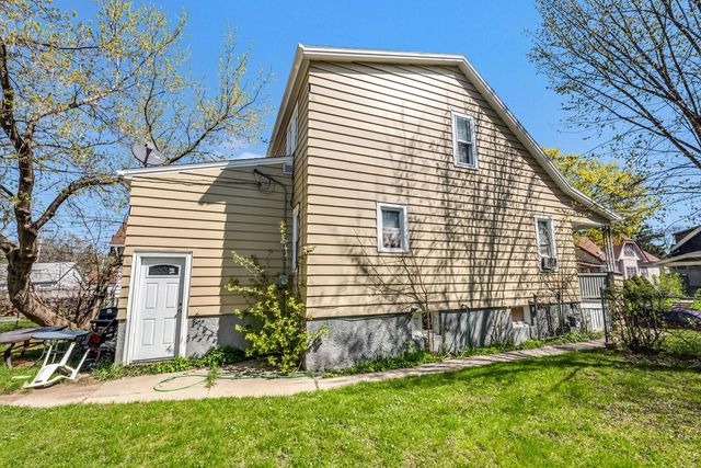 5017 N 38th STREET, Milwaukee, WI 53209