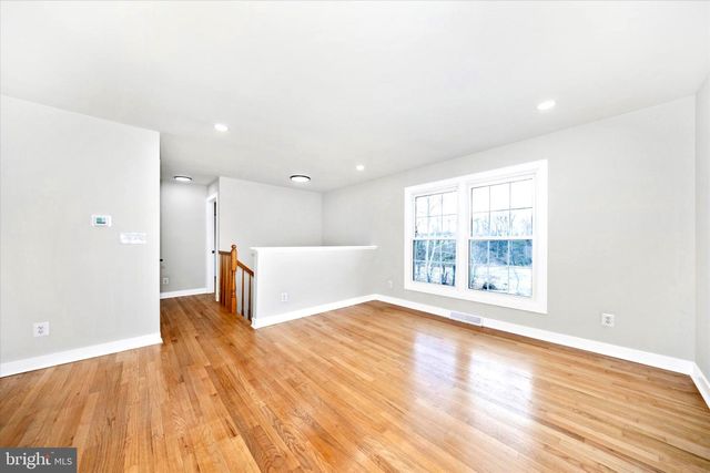 13611 HARRISVILLE RD, Mount Airy, MD 21771