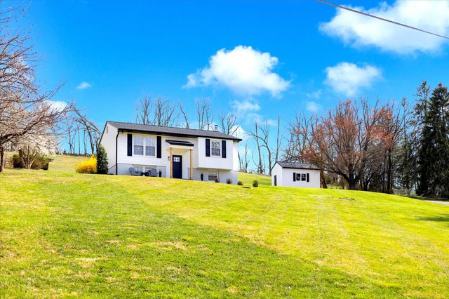 13611 HARRISVILLE RD, Mount Airy, MD 21771