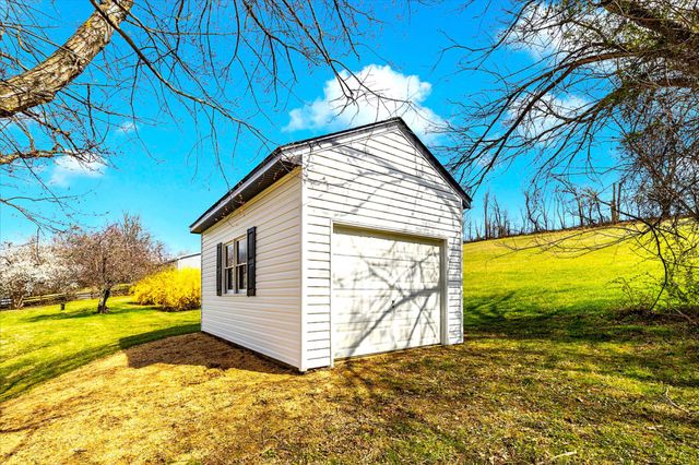13611 HARRISVILLE RD, Mount Airy, MD 21771