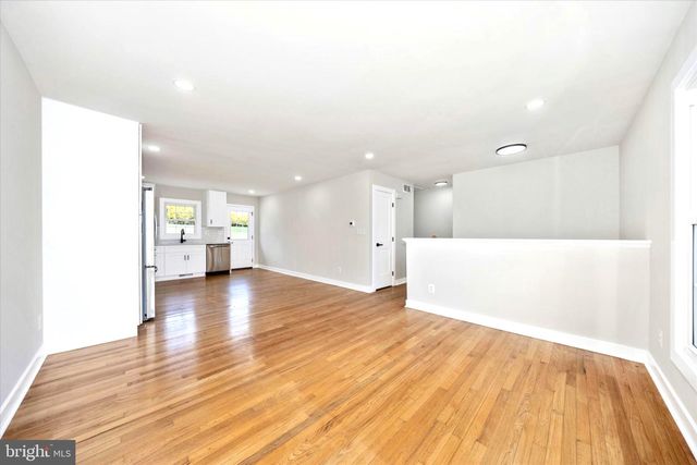 13611 HARRISVILLE RD, Mount Airy, MD 21771