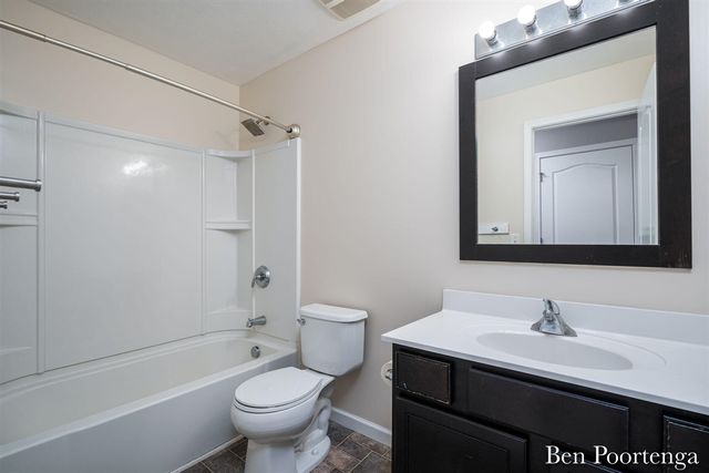 11611 Kodiak Court, Alto, MI 49302