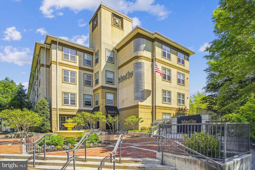 11800 OLD GEORGETOWN RD #1422, North Bethesda, MD 20852