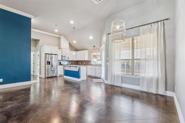 1324 N Missouri Avenue, Oklahoma City, OK 73117