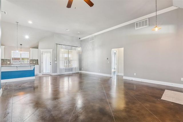 1324 N Missouri Avenue, Oklahoma City, OK 73117