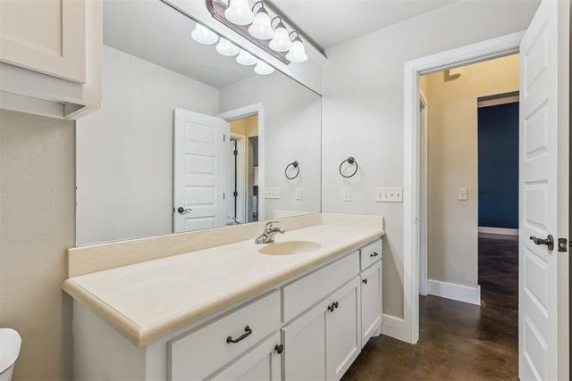 1324 N Missouri Avenue, Oklahoma City, OK 73117