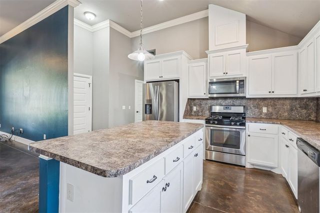 1324 N Missouri Avenue, Oklahoma City, OK 73117