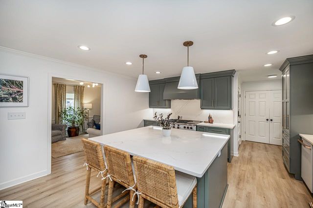 104 Dumbarton Avenue, Simpsonville, SC 29681